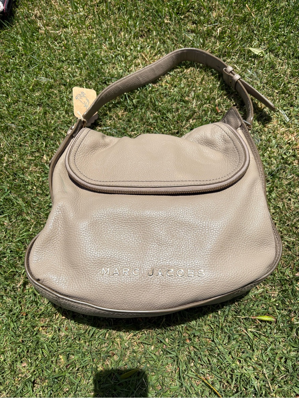 Marc Jacobs Pebbled Leather Shoulder Hobo in Taupe
